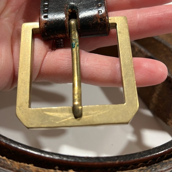 Vintage - brown, leather tooled belt, brass hardware - Picture 6 of 6